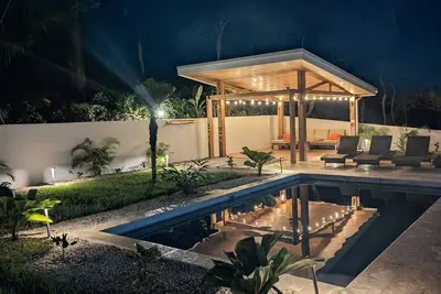 Image de New Private Jungle Retreat. Minutes from everything Nosara has to offer!