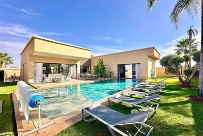 Villa Bahia : Luxueuse avec Piscine Chauffée à 25 Min de Marrakech
