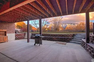 Image de Riverside Getaway 4-bedroom Basement Unit in Quiet Uintah