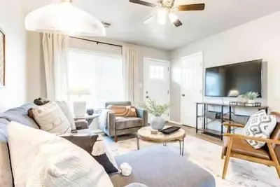 Image de 2-Bedroom Cottage w/ King bed