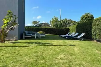 Image de A3 - Business Wanderer @ Breezy Port