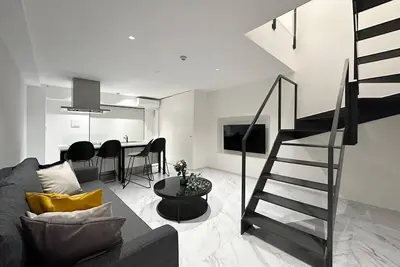 Image de Modern 6ppl Apt in Hiroshima | Breakfast Included