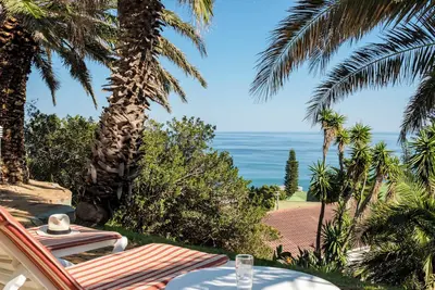 Image de Charming 6-Br Camps Bay Villa 2 Pools + Sea Views