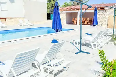 Image de Bel appartement pour 4 personnes avec piscine, climatisation, Wifi, Tv et terrasse