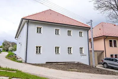 Image de Joli appartement pour 10 personnes avec Wifi, terrasse, animaux admis et parking