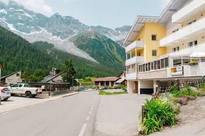 Image de Joli appartement pour 6 personnes avec Wifi, Tv, terrasse, animaux admis, vue panoramique et parking