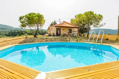 Image de Maison de vacances privée avec climatisation, piscine privée, Wifi, Tv, terrasse, vue panoramique