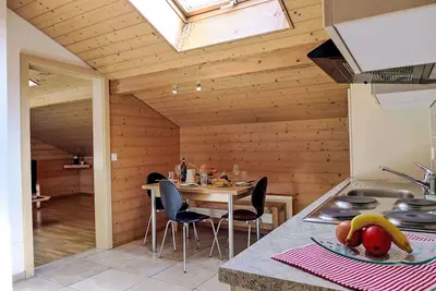 Image de Magnifique maison de vacances pour 4 personnes avec Wifi, patio et parking