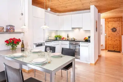 Image de Bel appartement pour 4 personnes avec piscine, Tv, balcon et parking
