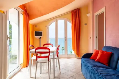 Image de Joli appartement pour 4 personnes avec climatisation, balcon et vue panoramique