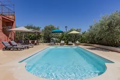 Image de Maison de vacances privée avec climatisation, piscine privée, Wifi, Tv, terrasse, parking