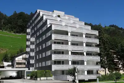 Joli appartement pour 4 personnes avec Wifi, Tv, balcon et animaux admis