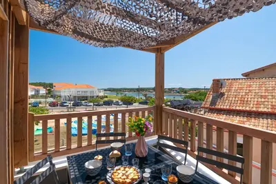 Image de Confortable appartement pour 6 personnes avec climatisation, Wifi, Tv et balcon