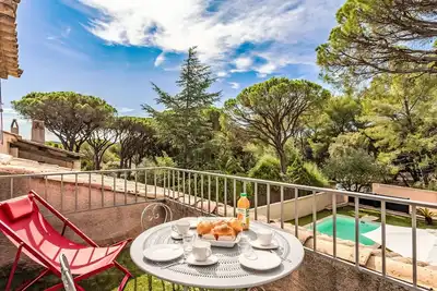 Image de Bel appartement pour 4 personnes avec Wifi, climatisation, piscine, Tv, balcon et animaux admis