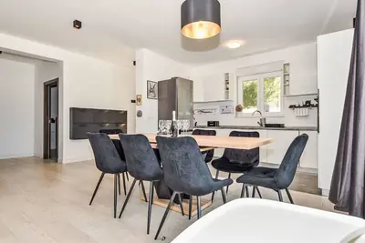 Image de Merveilleuse maison de vacances privée avec Wifi, climatisation, piscine privée, Tv et terrasse