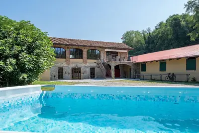Image de Appartement dans une maison de vacances avec piscine, Wifi, Tv, terrasse, vue panoramique, parking
