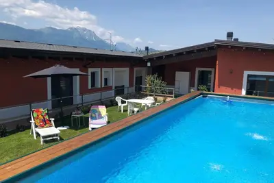 Image de Belle maison de vacances avec piscine, Wifi, climatisation, Tv, patio et animaux admis