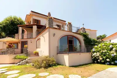 Image de Maison de vacances privée avec piscine privée, Wifi, climatisation, Tv, patio, vue panoramique