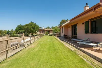 Image de Belle maison de vacances privée avec climatisation, Tv, patio, vue panoramique et parking