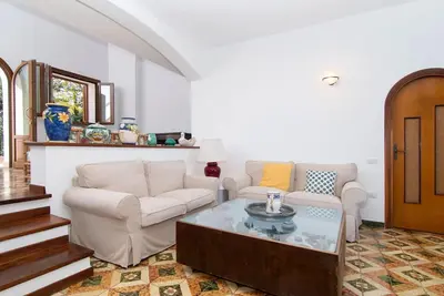 Image de Magnifique maison de vacances privée pour 8 personnes avec climatisation, Wifi, patio et parking