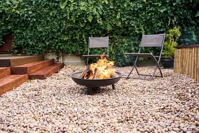 Image de Sleeps 12 | Family + Event Space Near Manchester City Center with Hot Tub