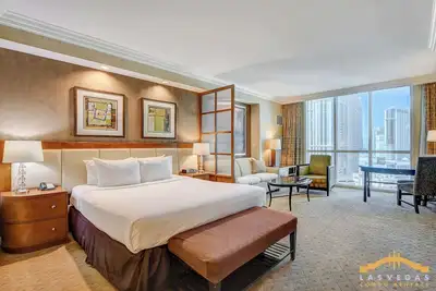 Image de Mgm Signature-14-619 Strip View Jacuzzi Studio