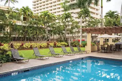 Image de Royal Garden at Waikiki | Three Studio Suites