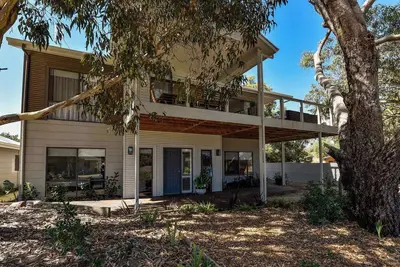 Image de Nulla's - Available 25th - 29th Jan - Long Beach