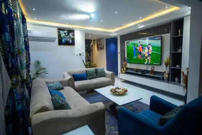 Image de Executive fully furnished two-bedroom apartment, with modern amenities for rent