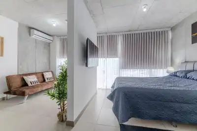 Image de Skyline iFreses, 22nd floor! Ac, Tv and Pool