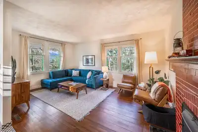 Image de Swiss Legacy Chalet: Adventure & Mountain Views