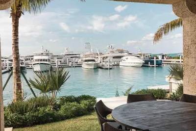 Image de Lux Waterfront Cottage in Exclusive Briland Club w\/Marina, Beach, Pickleball
