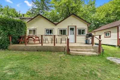 Image de Dive into Nature at Rice Lakes