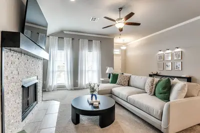 Image de Modern Family Retreat in Midwest City