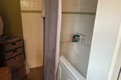 Image de Charming cottage in beautiful Nanaimo  Kitchen Ac, WiFi on the Nanaimo River