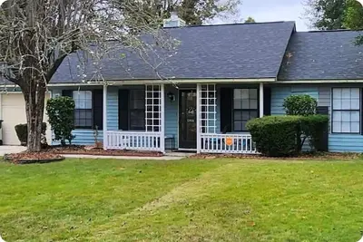 Image de 3-bedroom house in serene Ladson with Ac, WiFi. Enjoy a peaceful getaway