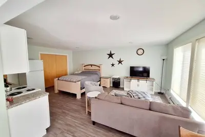 Image de Cozy studio daylight basement with beautiful views Pendleton