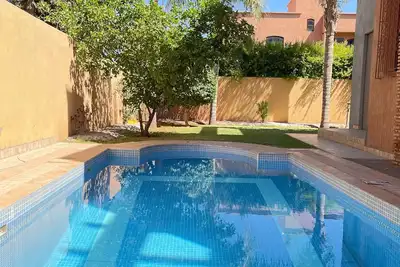 Spacious villa with 5 bedrooms and Ac, WiFi and pool in charming Marrakesh