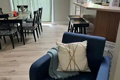 Image de Lake House Getaway! 4-bedroom house on Boone Lake near Jc with Ac, WiFi, Dock