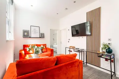 Image de Moderne-Bungalow-Terrasse-Salle de bain privée séparée