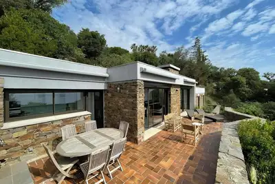 Image de Casa-Gaou-Benat : Villa en bord de mer avec vues