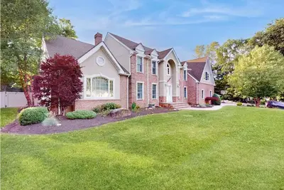 Image de Spacious 5-bedroom house with Heated Pool and Hot Tub in lovely Jefferson