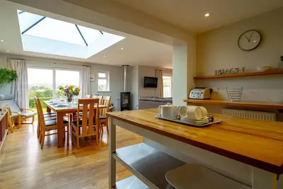 Image de Pebbles Rest - a bungalow that sleeps 11 guests in 5 bedrooms