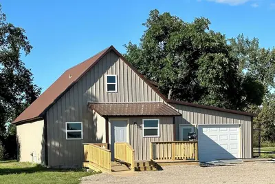 Image de Fully remodeled Handicap friendly house, 10 miles W of Tolna that sleeps 9 ppl