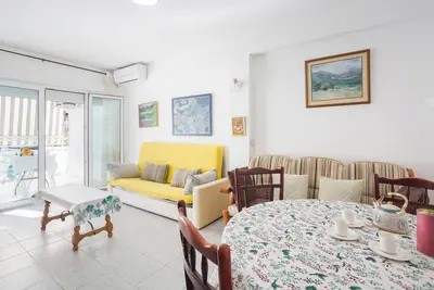 Image de Appartement 'Ca LlaurĂ' avec vue sur la mer, Wi-Fi et climatisation