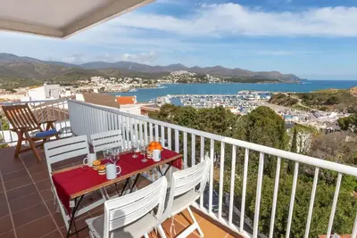 Image de Confortable appartement pour 4 personnes avec Tv, terrasse et parking