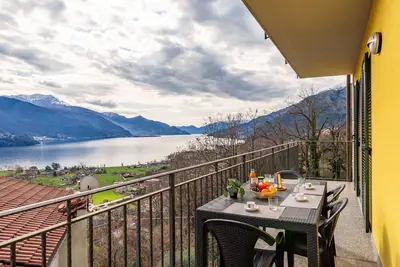 Image de Confortable appartement pour 6 personnes avec Wifi, Tv, balcon, animaux admis et parking