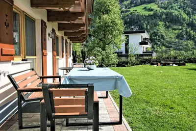 Image de Joli appartement pour 8 personnes avec Wifi, Tv, terrasse et parking