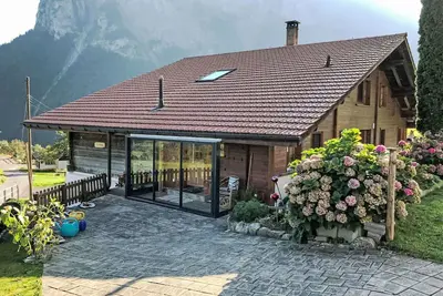Merveilleuse maison de vacances avec Wifi, Tv, terrasse, animaux admis, vue panoramique et parking