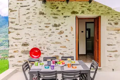 Image de Merveilleuse maison de vacances privée pour 5 personnes avec Wifi, Tv, balcon et animaux admis